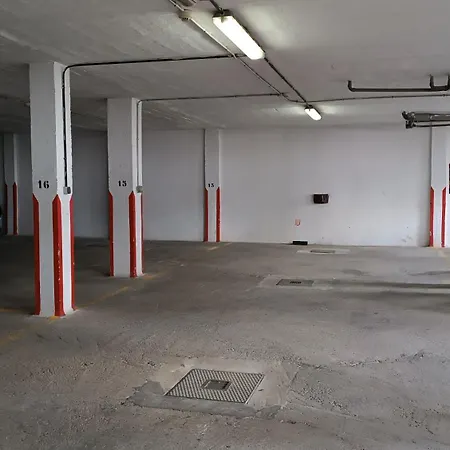 Апартаменти Sherryflat Moneo - Parking *
