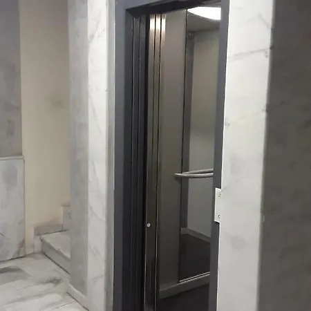 Apartment Sherryflat Moneo - Parking